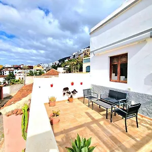https://casa-fana.tenerifehoteles.net
